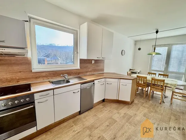 Prodej rodinného domu, Karlovice, 195 m2