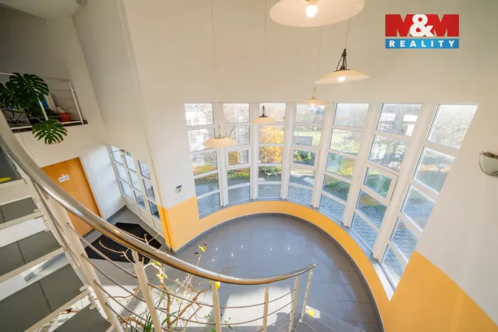 Pronájem výrobních prostor, Žďár, 1089 m2