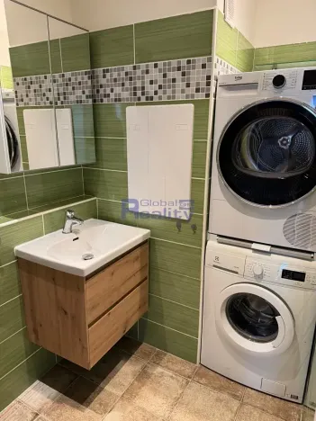 Pronájem bytu 3+kk, Pardubice, Brožíkova, 75 m2