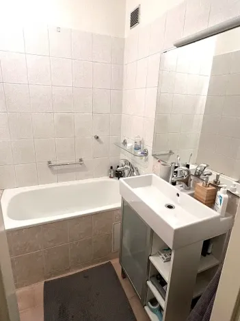 Pronájem bytu 2+1, Praha - Vinohrady, Sarajevská, 71 m2