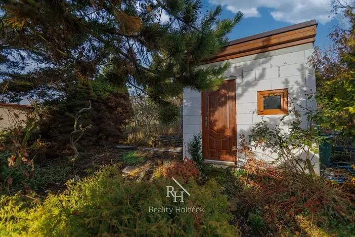 Prodej zahrady, Kladno, 303 m2