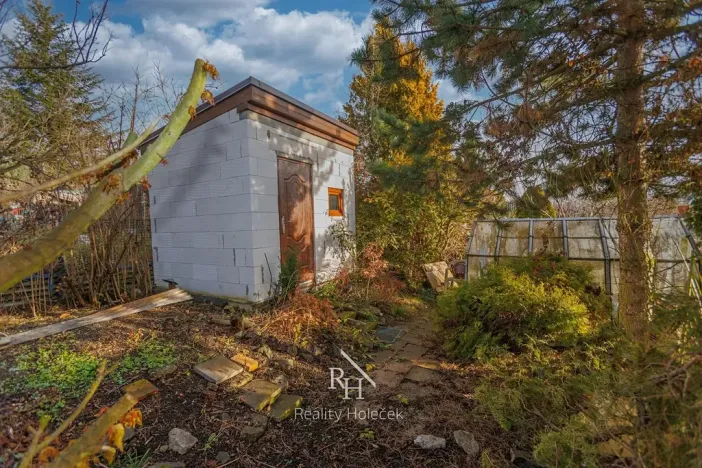 Prodej zahrady, Kladno, 303 m2