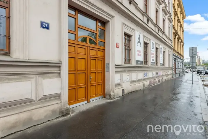 Prodej bytu 2+1, Praha - Holešovice, Bubenská, 69 m2