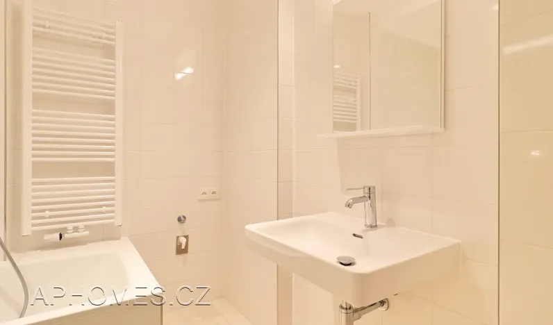 Pronájem bytu 3+1, Praha - Nové Město, Podskalská, 100 m2