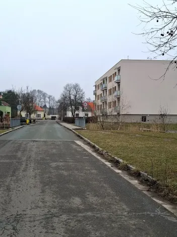 Pronájem garáže, Hradec Králové, U Mostku, 19 m2