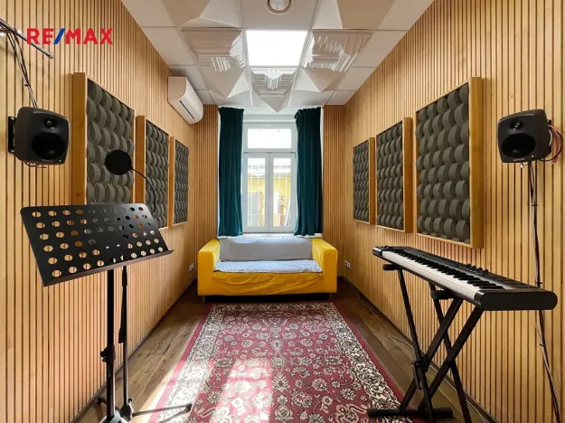 Pronájem obchodního prostoru, Praha - Nusle, Oldřichova, 60 m2