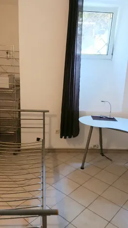 Pronájem kanceláře, Praha - Vinohrady, Lužická, 18 m2