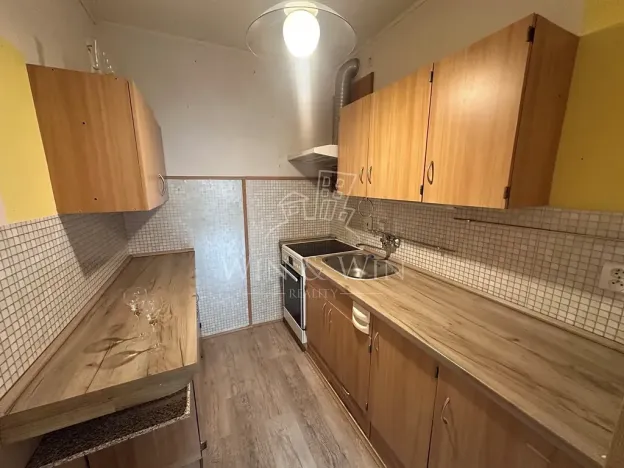 Prodej bytu 2+kk, Praha - Kobylisy, Chabařovická, 46 m2