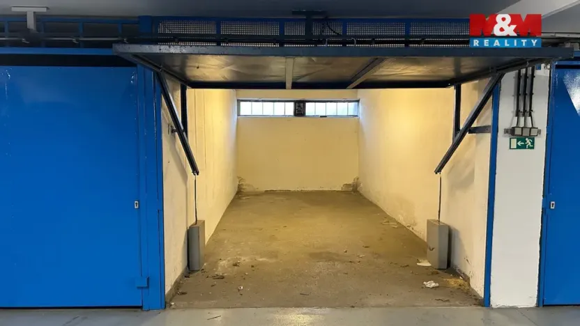Prodej garáže, Praha - Hlubočepy, 18 m2