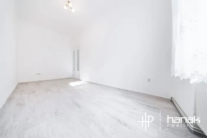 Prodej bytu 3+1, Olomouc, Komenského, 116 m2