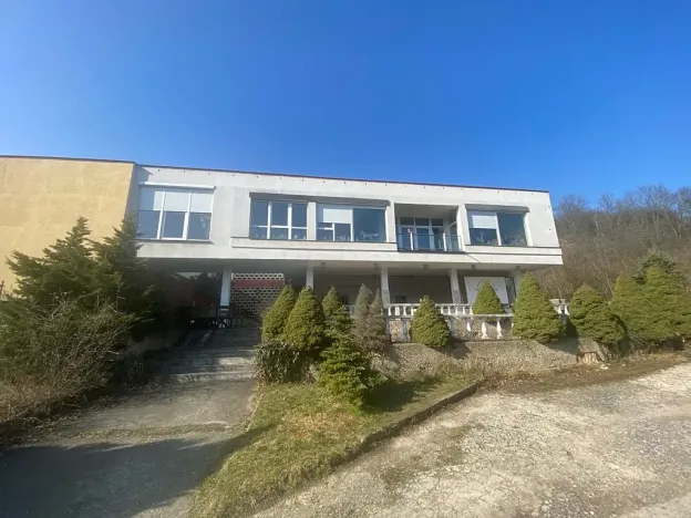 Pronájem komerční nemovitosti, Praha - Liboc, Na Džbánu, 100 m2