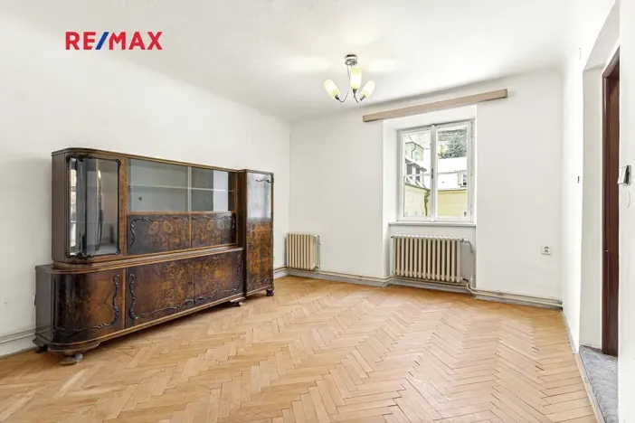 Prodej bytu 4+1, Praha - Malá Strana, Valdštejnská, 117 m2