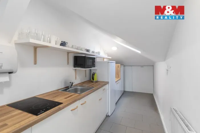 Pronájem kanceláře, Ostrava - Kunčičky, Škrobálkova, 173 m2