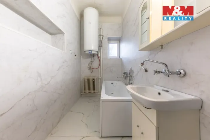 Prodej činžovního domu, Domousnice - Skyšice, 180 m2