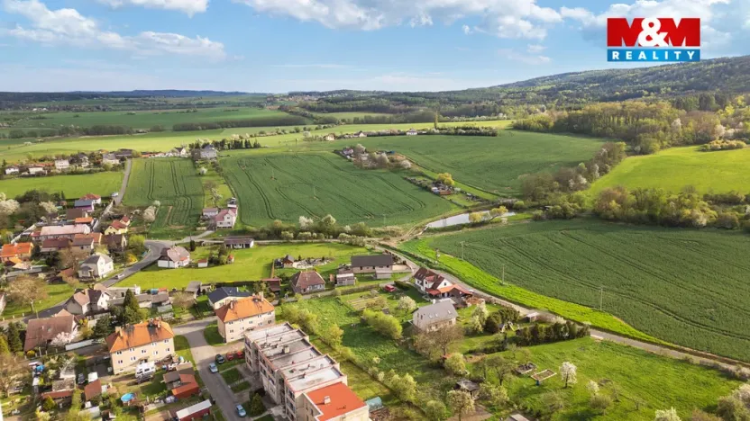 Prodej pozemku pro bydlení, Blatno, 1323 m2