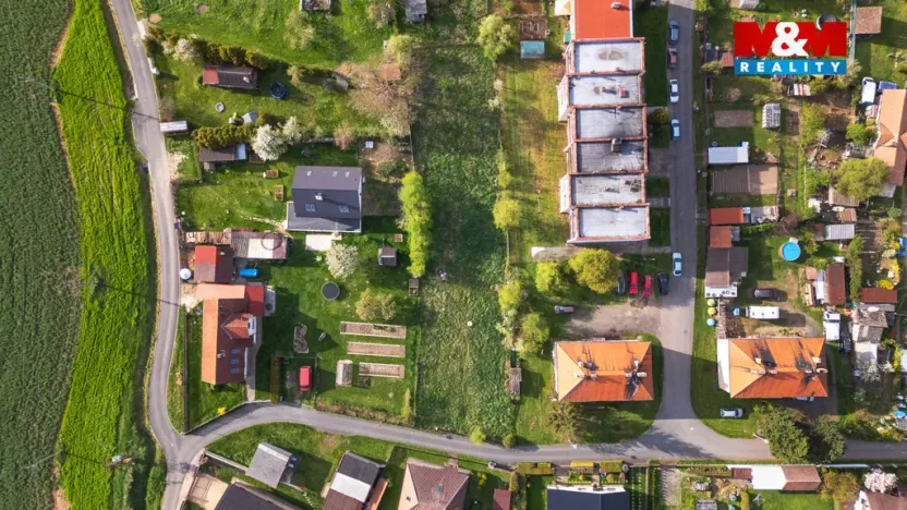 Prodej pozemku pro bydlení, Blatno, 1323 m2