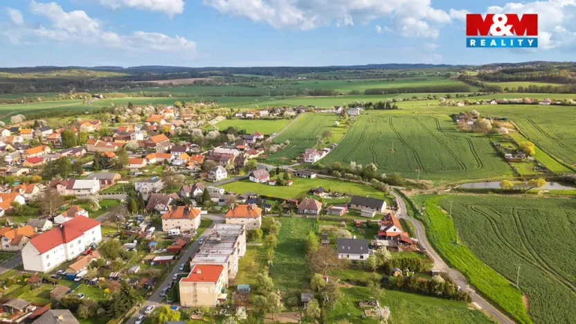 Prodej pozemku pro bydlení, Blatno, 1323 m2