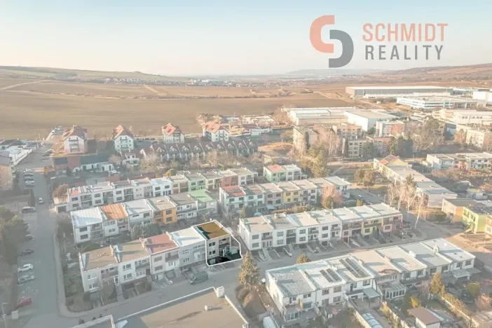 Prodej rodinného domu, Hustopeče, U Větrolamu, 300 m2