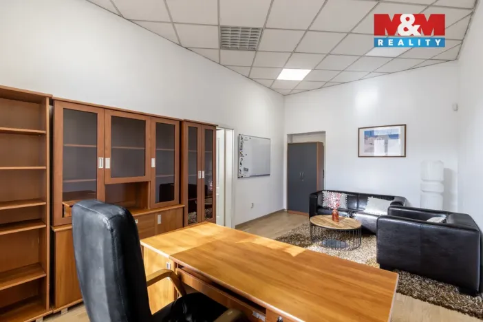 Prodej obchodního prostoru, Ostrava - Kunčičky, Škrobálkova, 700 m2