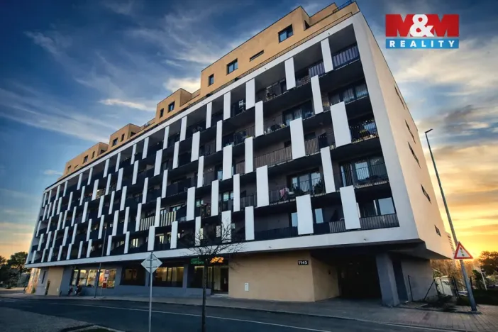 Pronájem bytu 2+kk, Praha - Hloubětín, Lehovecká, 57 m2