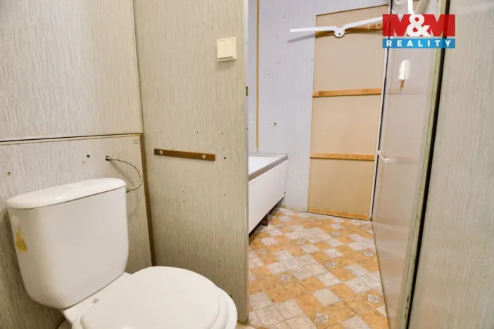 Prodej bytu 2+1, Chomutov, Skalková, 61 m2