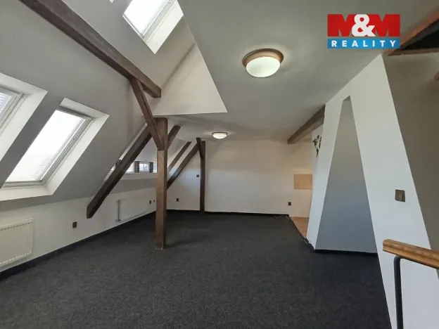 Pronájem bytu 3+kk, Rumburk - Rumburk 1, Školní, 99 m2