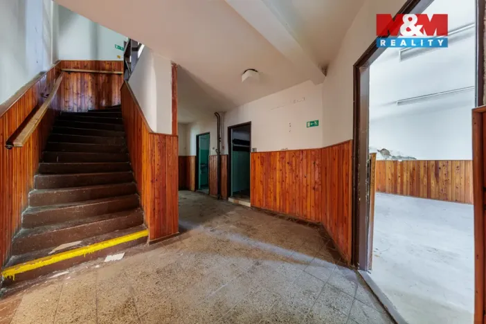 Prodej obchodního prostoru, Abertamy, Bož. Němcové, 800 m2