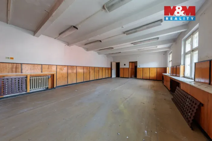 Prodej obchodního prostoru, Abertamy, Bož. Němcové, 800 m2