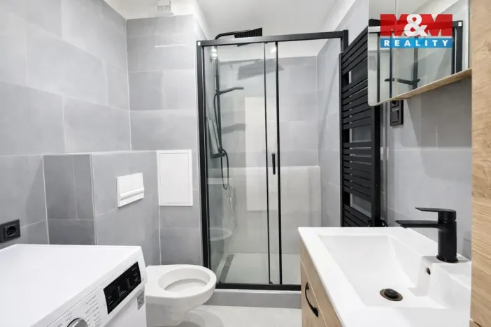 Pronájem bytu 2+1, Louny, Kosmonautů, 62 m2