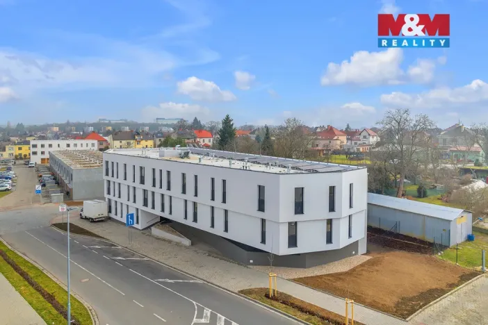 Pronájem bytu 1+kk, Pardubice - Pardubičky, Nová Tesla, 32 m2