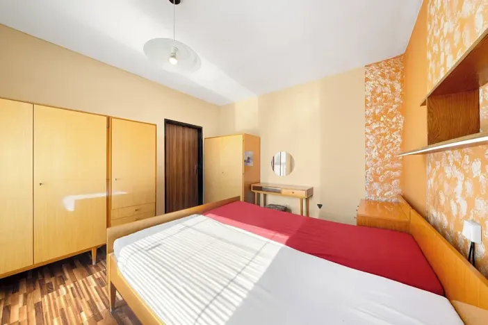 Prodej bytu 3+1, Studená, Komenského, 74 m2