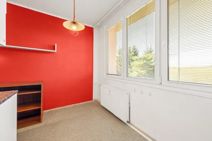 Prodej bytu 3+1, Studená, Komenského, 74 m2