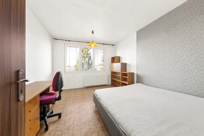 Prodej bytu 3+1, Studená, Komenského, 74 m2