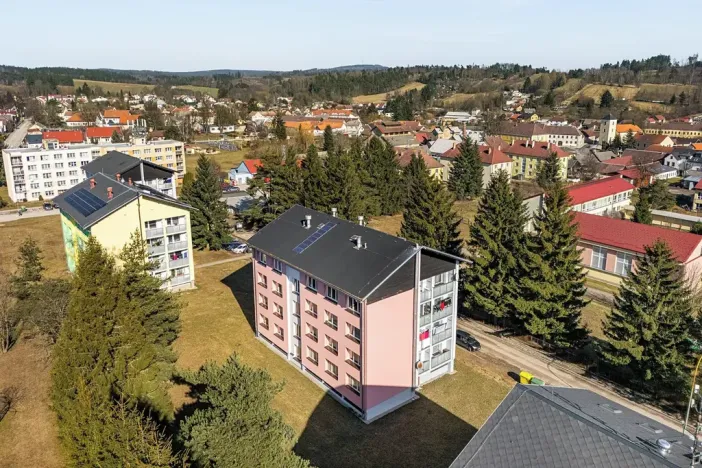 Prodej bytu 3+1, Studená, Komenského, 74 m2