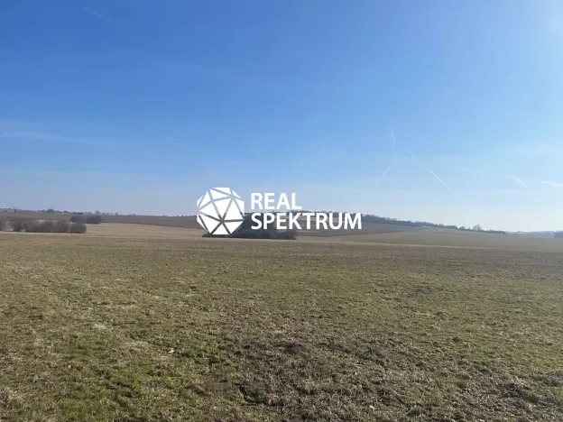 Prodej pole, Blansko, 23486 m2