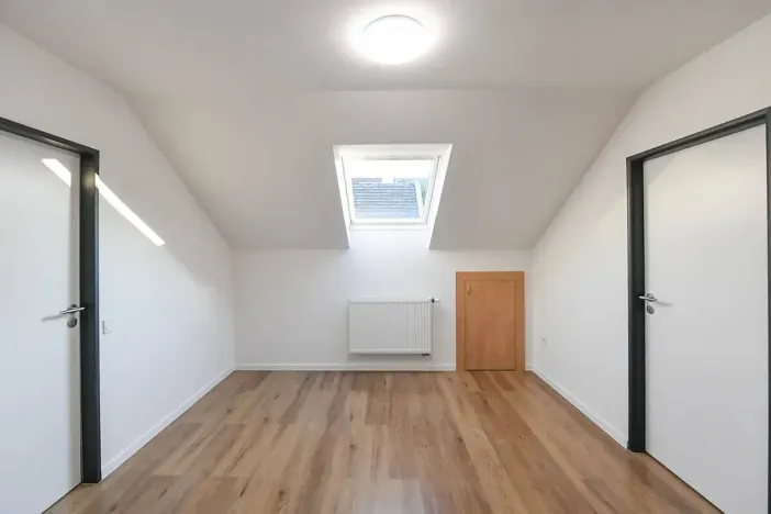 Pronájem ubytování, Praha - Hloubětín, Aloisovská, 340 m2
