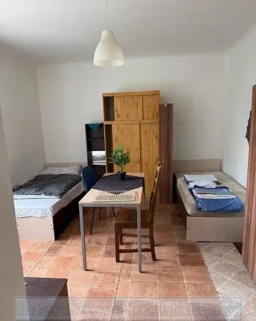 Pronájem pokoje, Praha - Uhříněves, Nové náměstí, 23 m2