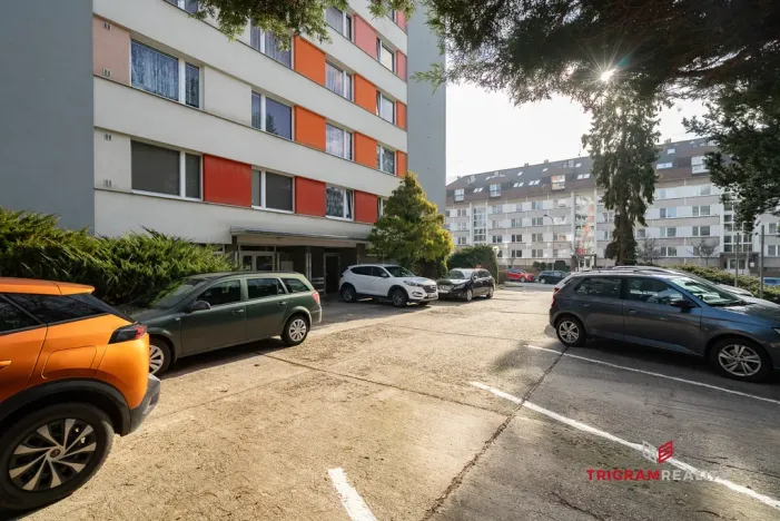 Pronájem bytu 3+1, Hradec Králové - Pouchov, K Sokolovně, 68 m2