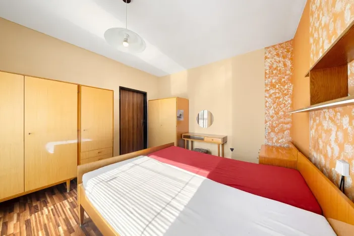 Prodej bytu 3+1, Studená, Komenského, 74 m2