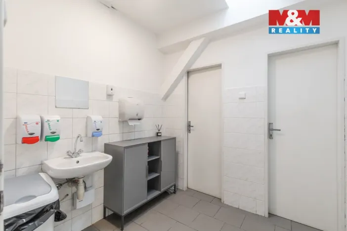 Prodej kanceláře, Ostrava - Kunčičky, Škrobálkova, 700 m2