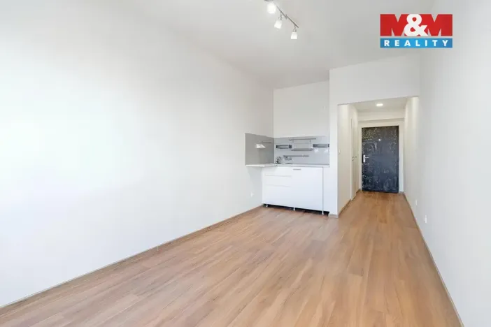 Prodej bytu 1+kk, Praha - Jinonice, Peroutkova, 23 m2