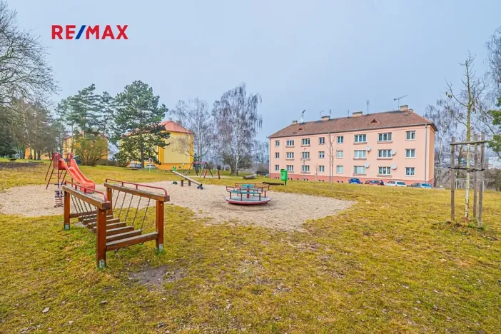 Prodej bytu 2+1, Slaný, Smetáčkova, 50 m2