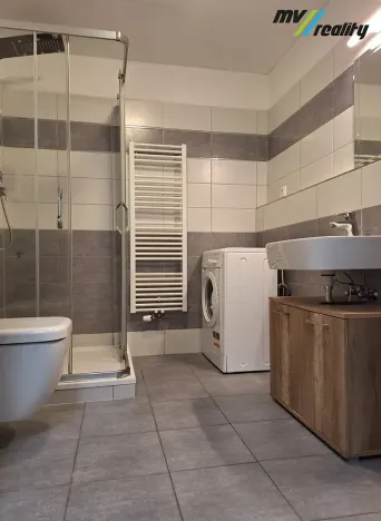 Pronájem bytu 2+kk, Nymburk, Ke Strouze, 40 m2