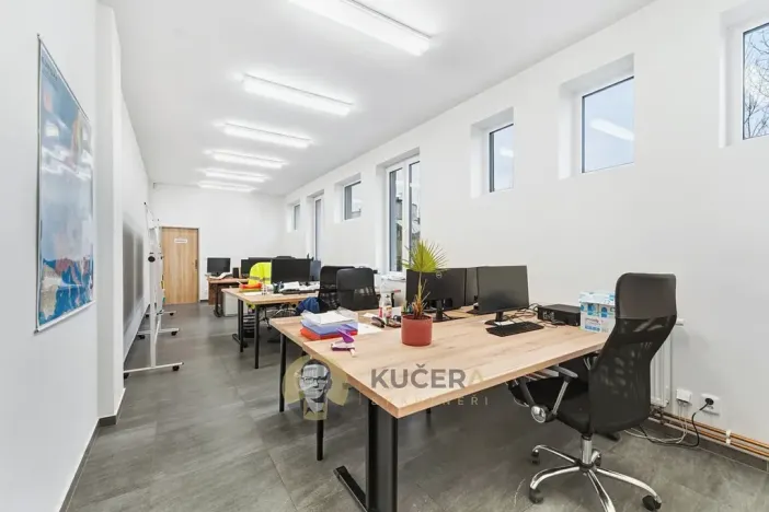 Prodej skladu, Kostelec nad Labem, Neratovická, 3457 m2