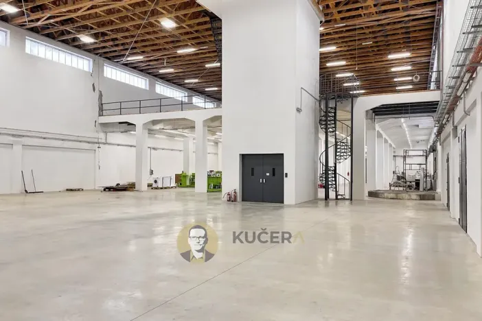 Prodej výrobních prostor, Kostelec nad Labem, Neratovická, 3457 m2