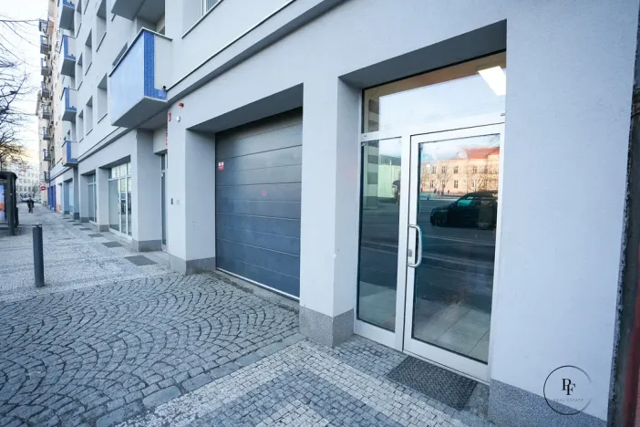 Pronájem obchodního prostoru, Praha - Holešovice, Ortenovo náměstí, 15 m2