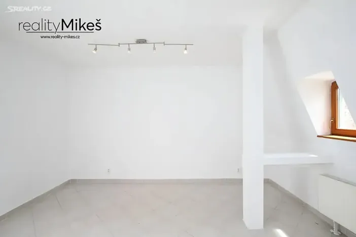 Pronájem bytu 2+1, Liberec, Pražská, 68 m2