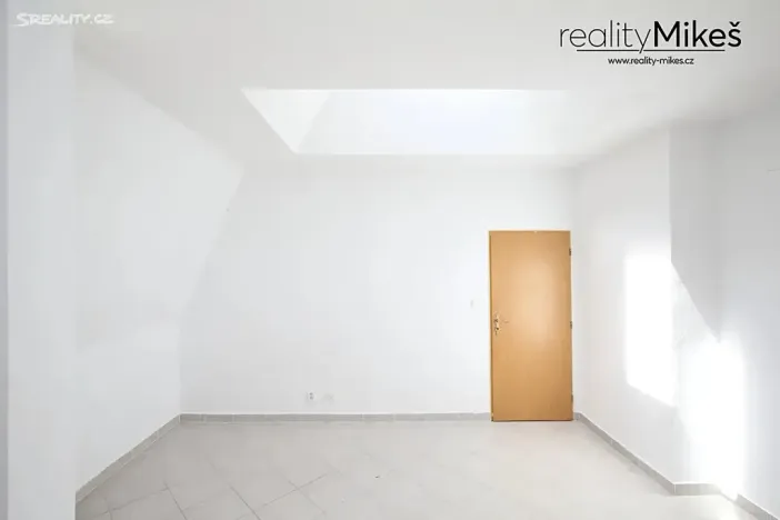 Pronájem bytu 2+1, Liberec, Pražská, 68 m2