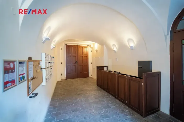 Prodej bytu 3+1, Praha - Malá Strana, Nebovidská, 57 m2