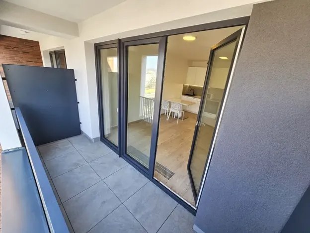 Pronájem bytu 1+kk, Praha - Hloubětín, Poděbradská, 33 m2